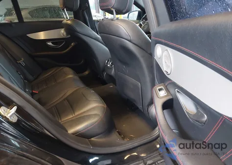 2016 Mercedes-Benz C 450 Amg 4Matic z USA, uszkodzony, nr VIN 55SWF6EB6GU113998